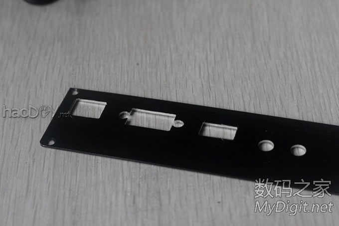 手工打造全金属迷你下载机,手掌大小,实现iPad遥控开机和远程控