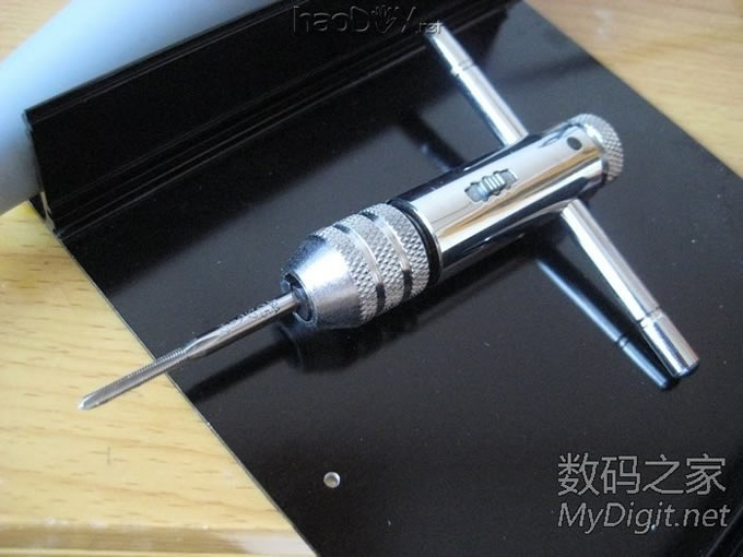 手工打造全金属迷你下载机,手掌大小,实现iPad遥控开机和远程控制(96图) 手工打造全金属迷你下载机,手掌大小,实现iPad遥控开机和远程控