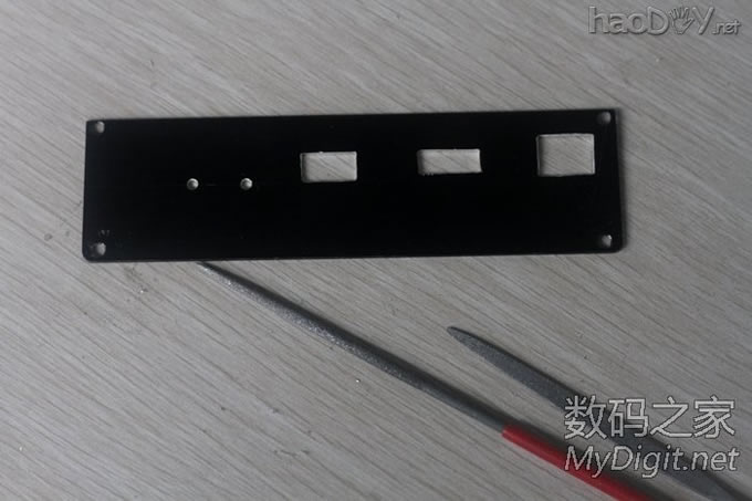 手工打造全金属迷你下载机,手掌大小,实现iPad遥控开机和远程控