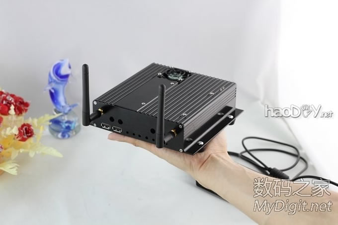 手工打造全金属迷你下载机,手掌大小,实现iPad遥控开机和远程控制(96图) 手工打造全金属迷你下载机,手掌大小,实现iPad遥控开机和远程控