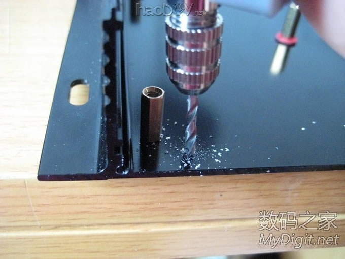 手工打造全金属迷你下载机,手掌大小,实现iPad遥控开机和远程控