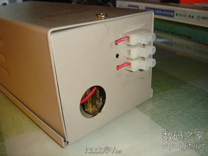 制作一款高精度四段式铅酸电池充电器