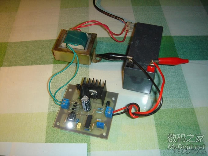 制作一款高精度四段式铅酸电池充电器