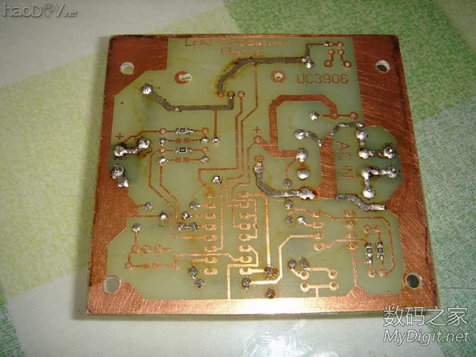 制作一款高精度四段式铅酸电池充电器 制作一款高精度四段式铅酸电池充电器