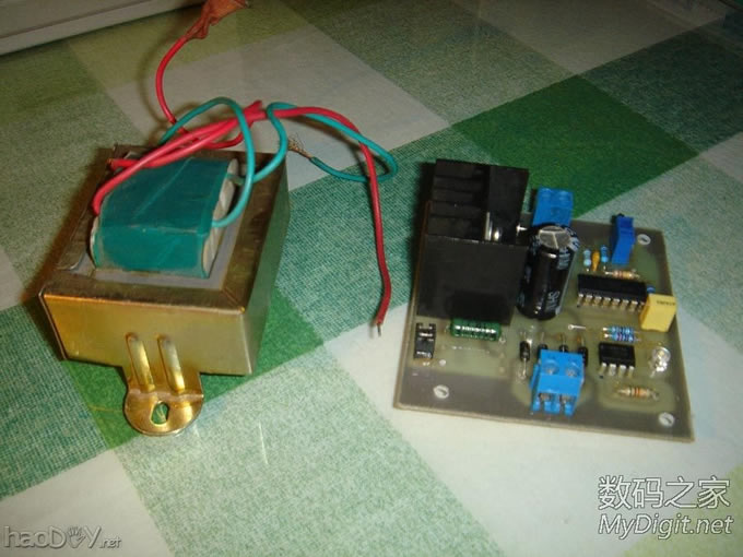 制作一款高精度四段式铅酸电池充电器