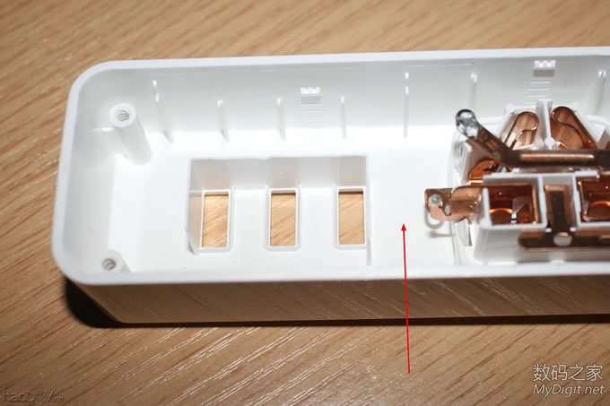 让公牛更牛,公牛小白USB电插座改双开关