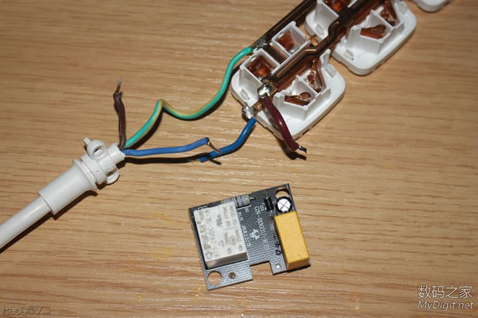 让公牛更牛,公牛小白USB电插座改双开关