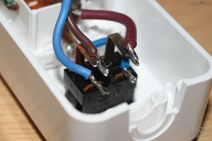 让公牛更牛,公牛小白USB电插座改双开关