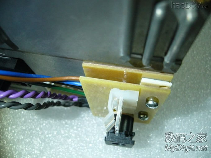 聆听~八款车机尾线接线及个人听音感受小记