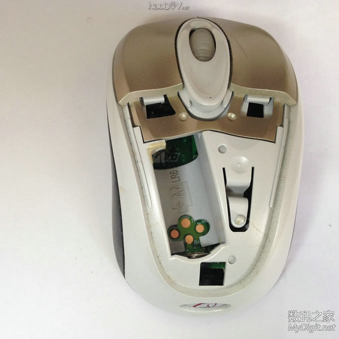 耗电大伤不起?微软迷你鲨3000加装电源开关,透明的光电传感器有木有! 耗电大伤不起?微软迷你鲨3000加装电源开关,透明的光电传感器有