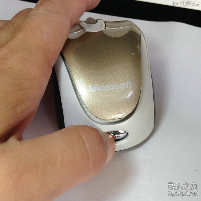 耗电大伤不起?微软迷你鲨3000加装电源开关,透明的光电传感器有木有! 耗电大伤不起?微软迷你鲨3000加装电源开关,透明的光电传感器有