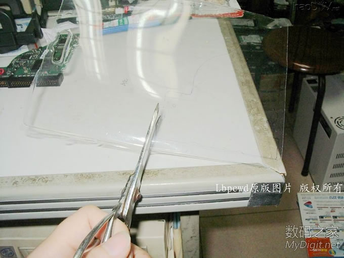 Re:【继续原创】Lbpcwd的废旧硬盘创意又来啦!不到最后,能猜到是做什么的人没几个 .. Lbpcwd的废旧硬盘创意又来啦!不到最后,能猜到是做什么的人没几