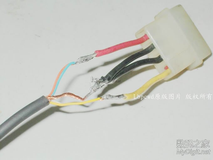 Re:【继续原创】Lbpcwd的废旧硬盘创意又来啦!不到最后,能猜到是做什么的人没几个 .. Lbpcwd的废旧硬盘创意又来啦!不到最后,能猜到是做什么的人没几