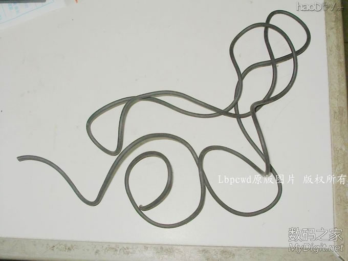 Re:【继续原创】Lbpcwd的废旧硬盘创意又来啦!不到最后,能猜到是做什么的人没几个 .. Lbpcwd的废旧硬盘创意又来啦!不到最后,能猜到是做什么的人没几