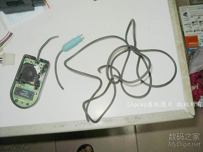 Re:【继续原创】Lbpcwd的废旧硬盘创意又来啦!不到最后,能猜到是做什么的人没几个 .. Lbpcwd的废旧硬盘创意又来啦!不到最后,能猜到是做什么的人没几