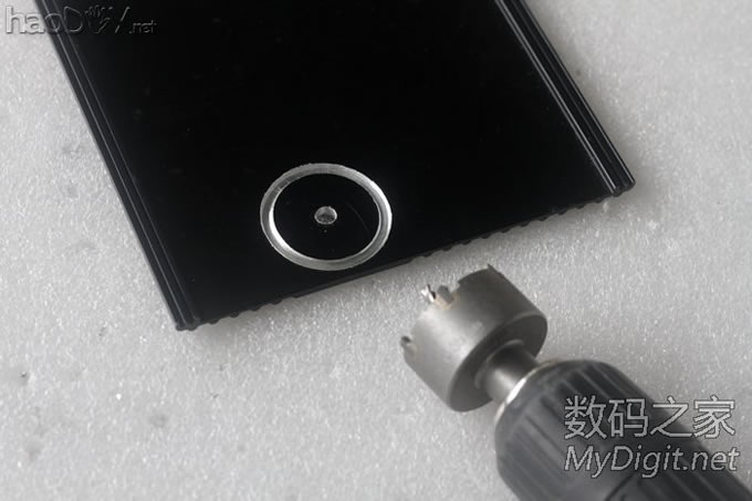 手工打造全金属迷你下载机,手掌大小,实现iPad遥控开机和远程控