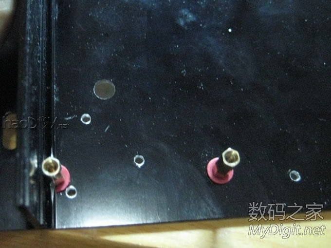 手工打造全金属迷你下载机,手掌大小,实现iPad遥控开机和远程控