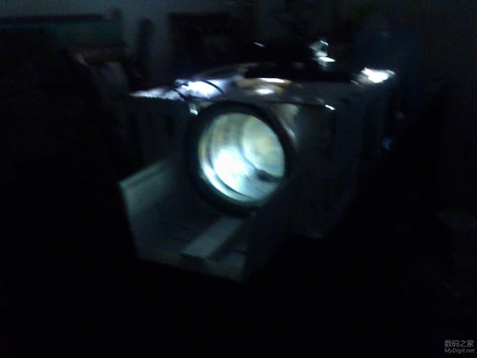 创新看得见!初一学生全程自制智能投影机(更新前双菲镜和风道的