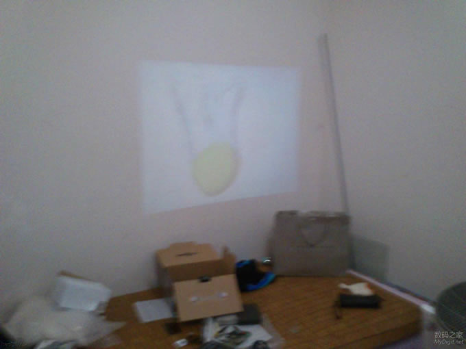 创新看得见!初一学生全程自制智能投影机(更新前双菲镜和风道的