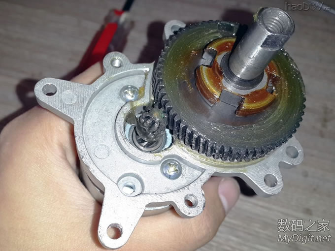 Re:拆38元TOOLSHOP充电圆锯+改装全攻略+使用通用锯片+增加调速功能+开关电源供电方 .. 拆解TOOLSHOP充电圆锯+改装全攻略+使用通用锯片+增加调速功能+开