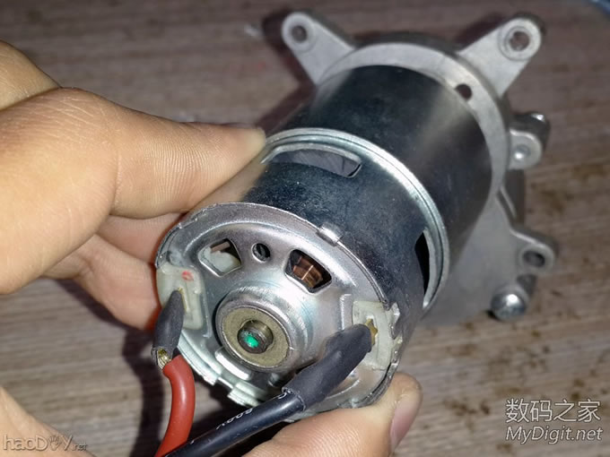 Re:拆38元TOOLSHOP充电圆锯+改装全攻略+使用通用锯片+增加调速功能+开关电源供电方 .. 拆解TOOLSHOP充电圆锯+改装全攻略+使用通用锯片+增加调速功能+开