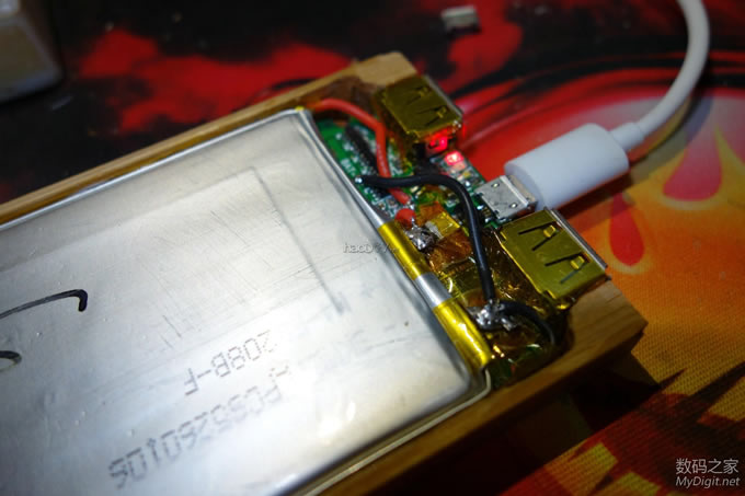 坑爹的砧板 DIY竹壳移动电源 坑爹的砧板 DIY竹壳移动电源