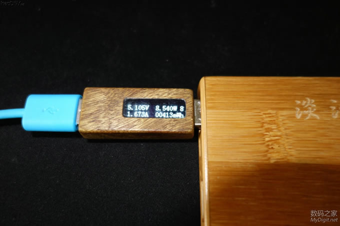 坑爹的砧板 DIY竹壳移动电源