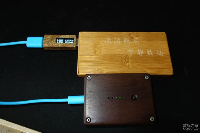 坑爹的砧板 DIY竹壳移动电源