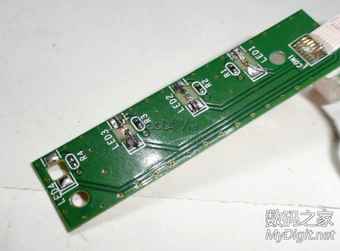 拆解联想B590 清灰,指示灯改造增加亮度