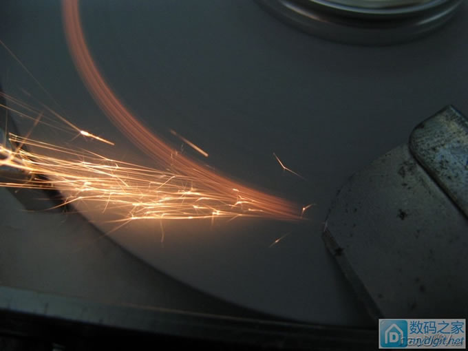 殿(美容店)堂(澡堂子)级DIY之黑白双面谍(碟)魔(磨) 殿(美容店)堂(澡堂子)级DIY之黑白双面谍(碟)魔(磨)