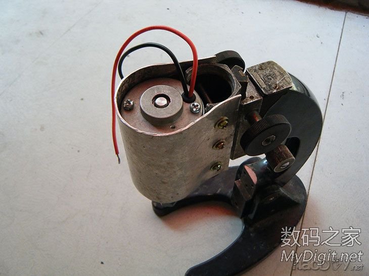 古董显微镜改造PCB台钻,附PCB制作过程(多图149P) 古董显微镜改造PCB台钻,附PCB制作过程(多图149P)