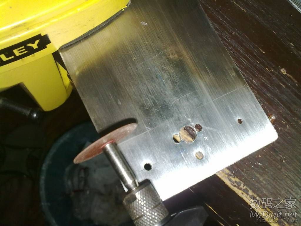 解脱双手,打造自动送丝系统 解脱双手,打造自动送丝系统