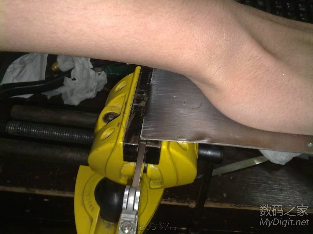 解脱双手,打造自动送丝系统 解脱双手,打造自动送丝系统