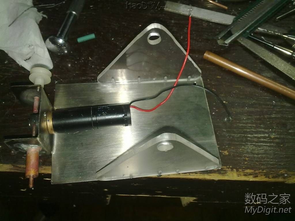 解脱双手,打造自动送丝系统 解脱双手,打造自动送丝系统