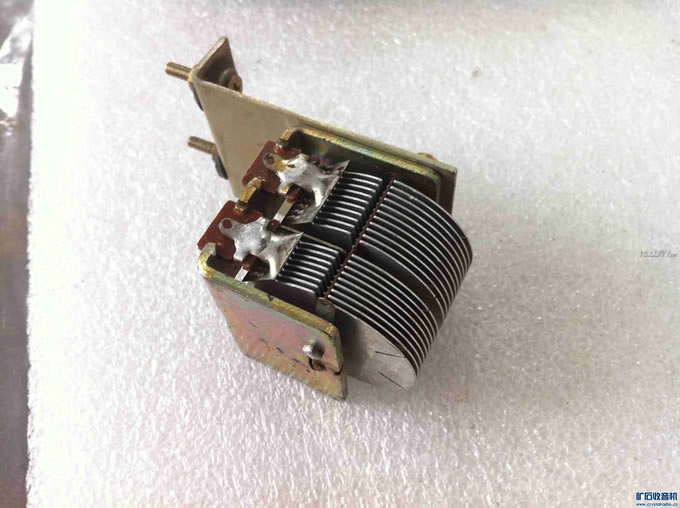 【参赛】便携大环中波矿石收音机