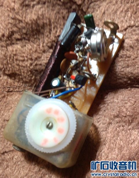 【参赛】微 型 耳 塞 收 音 机