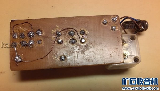 【参赛】微 型 耳 塞 收 音 机