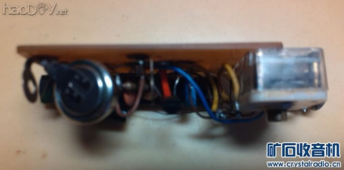 【参赛】微 型 耳 塞 收 音 机