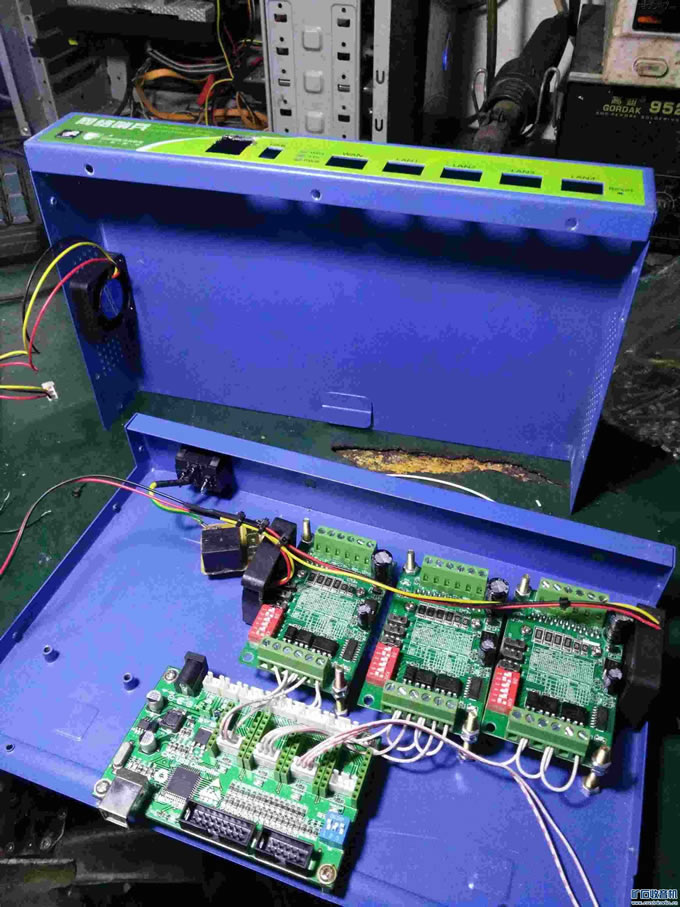 【参赛】利用废旧件DIY全钢雕刻机