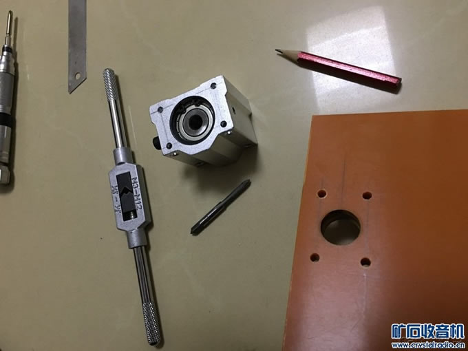 ΪDIYDIYͼʹõľС̨⣬̨ʽи