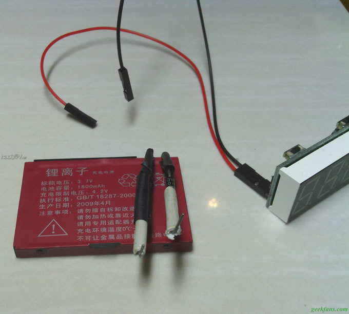 科技小制作-给数码管电子钟做个简易电池
