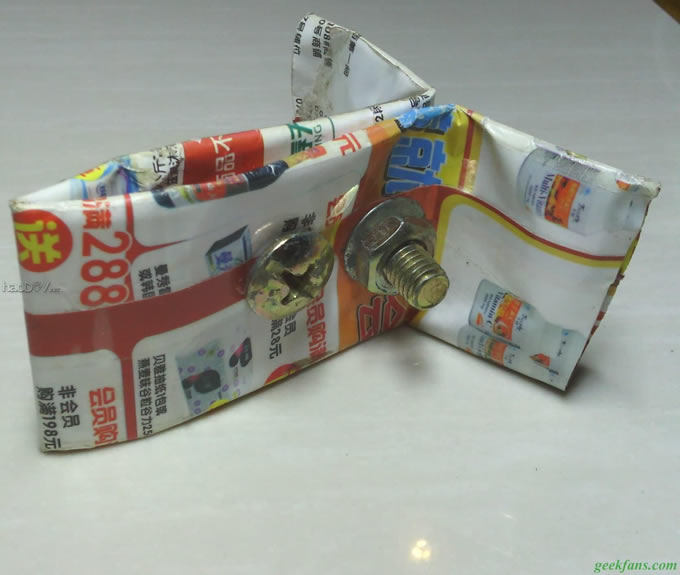 科技小制作-做一个简易电池夹具