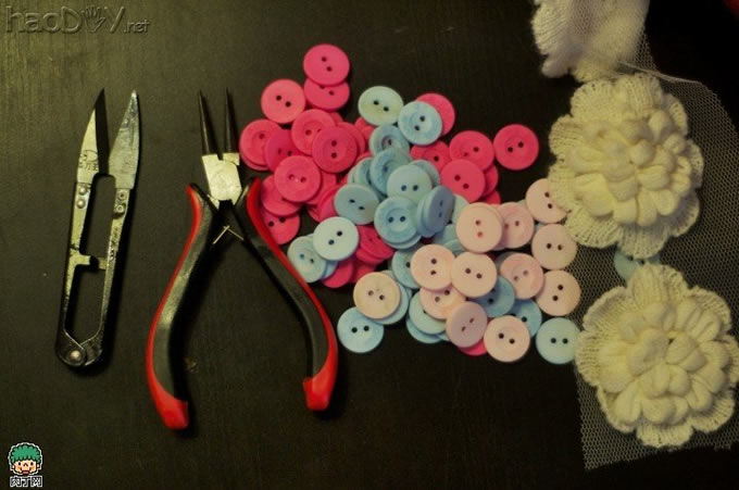 科技小制作-糖果色纽扣手捧花教程图解