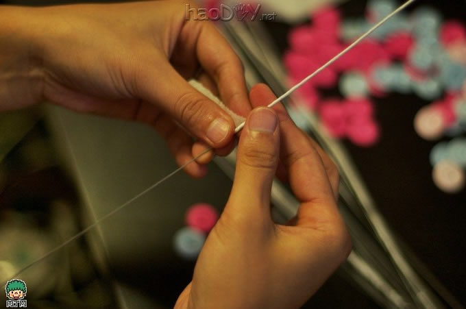 科技小制作-糖果色纽扣手捧花教程图解