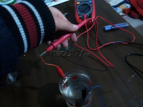 科技小制作-自制盐水电池