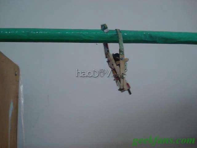 科技小制作-自制玩具机械侠