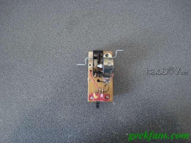 科技小制作-自制玩具机械侠