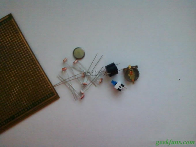 科技小制作-教你制作包包防盗器