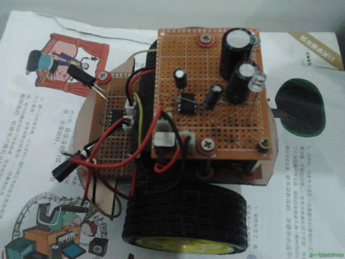 科技小制作-寻光小车和呼吸灯组合的制作过程