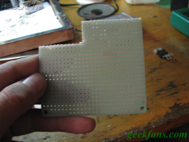 科技小制作-单电源转双电源的制作